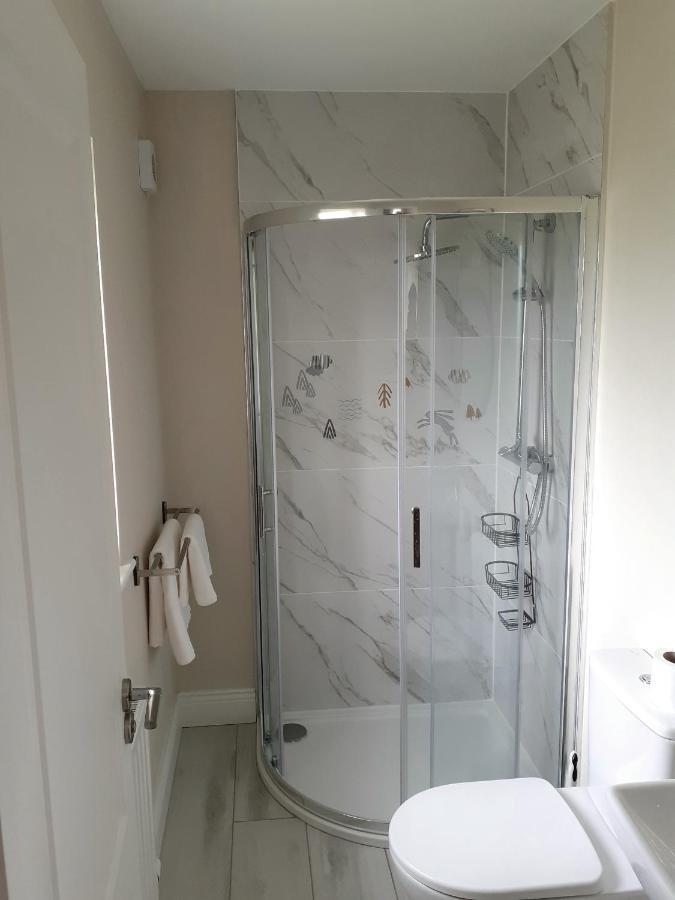 Ensuite At The Foot Of Dublin Mountains Exterior foto