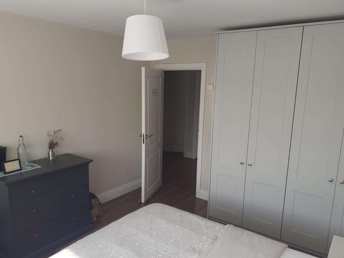 Ensuite At The Foot Of Dublin Mountains Exterior foto